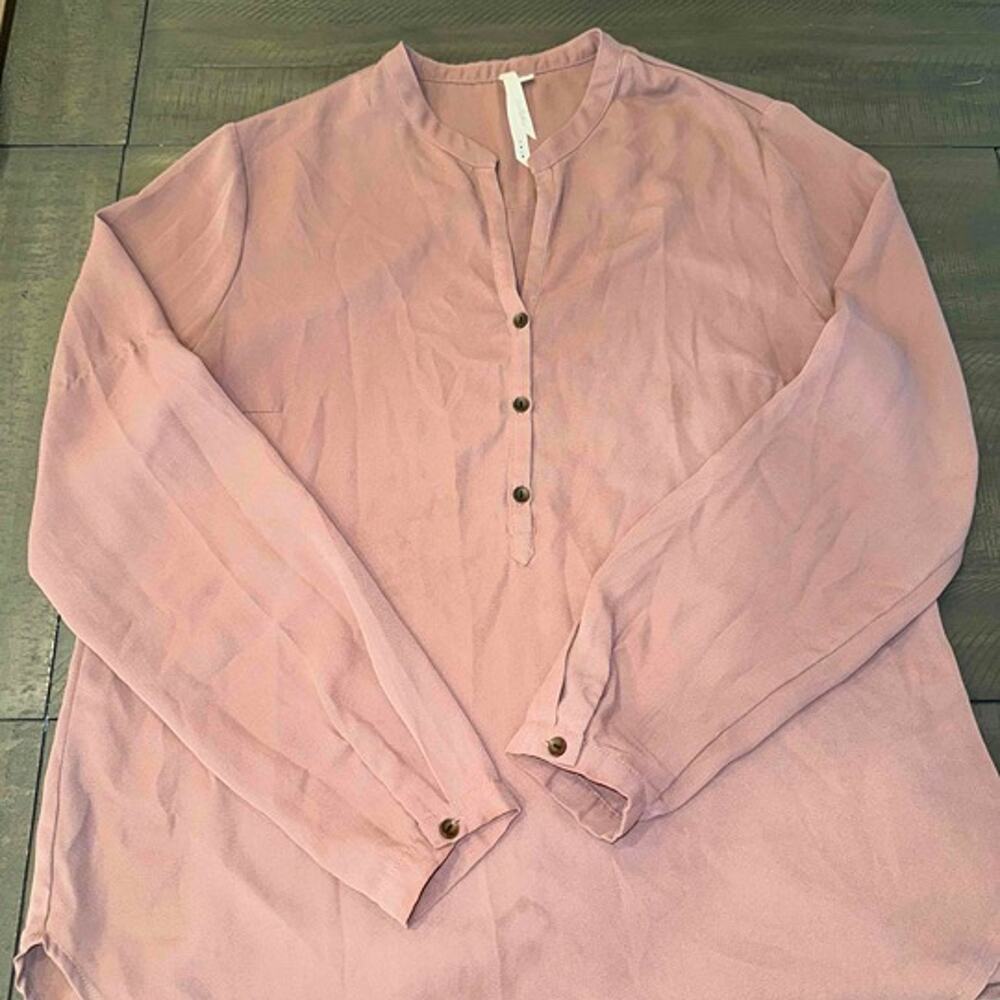 Beatrix Dusty Rose Long‎ Sleeve Button Front V Neck Blouse Medium